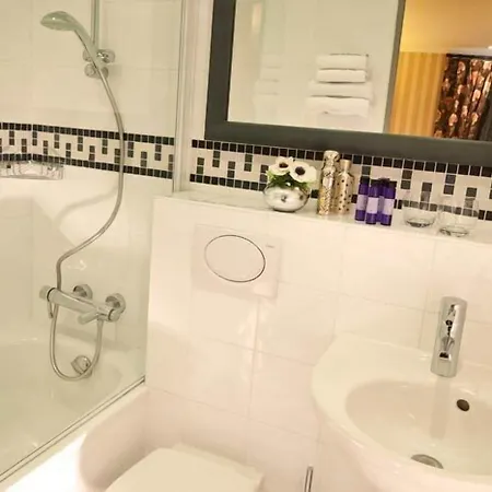 Hotel Apollon Montparnasse Parigi