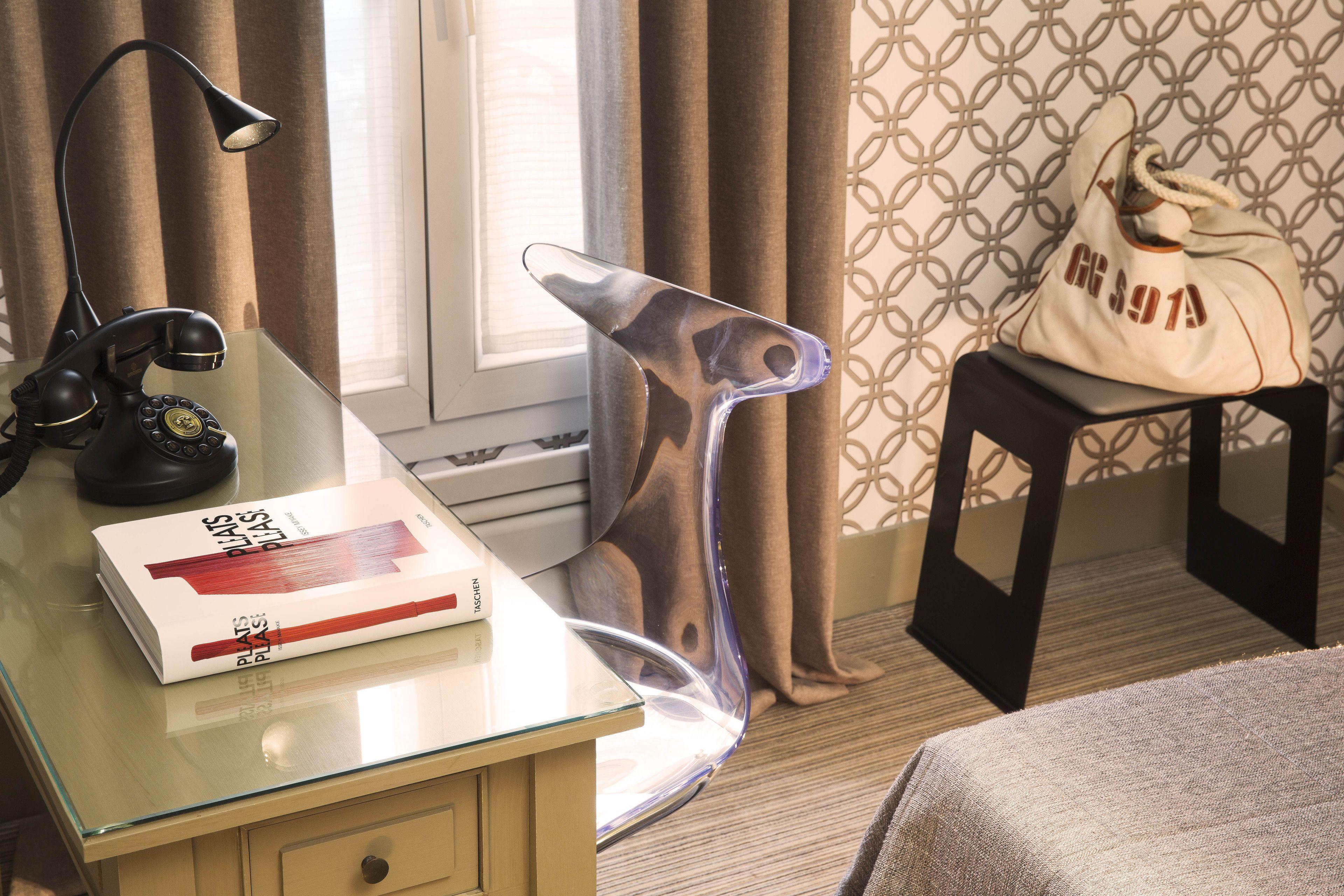 Apollon Montparnasse Hotel