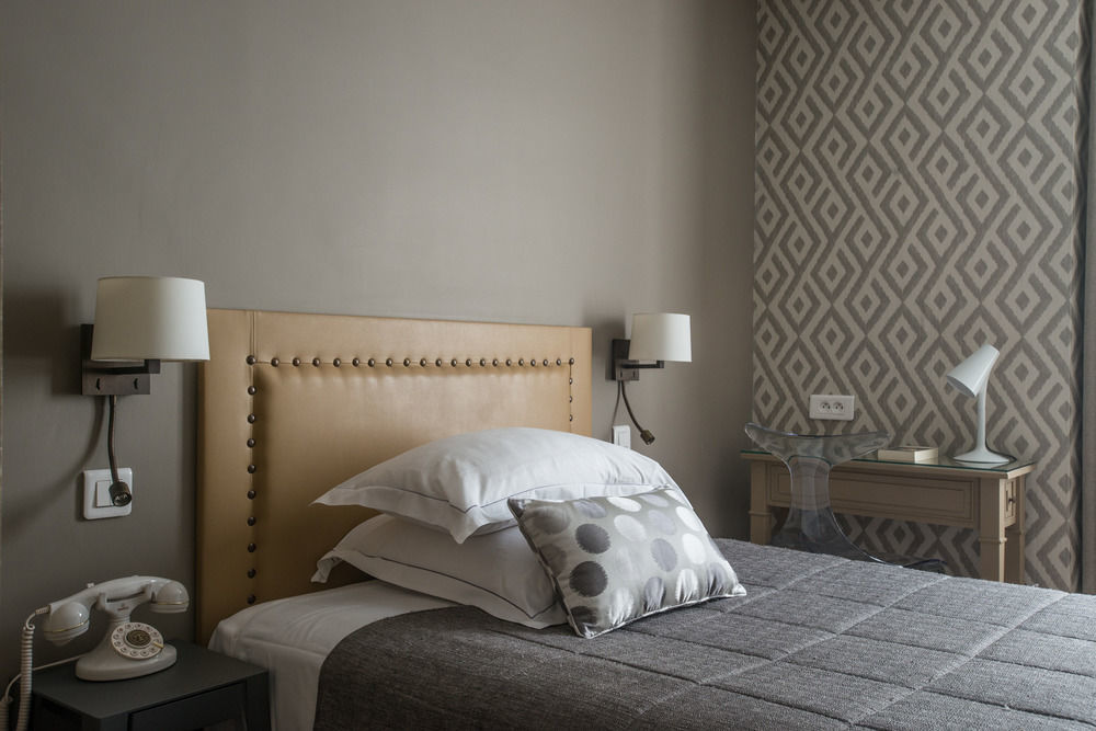 Apollon Montparnasse 3*